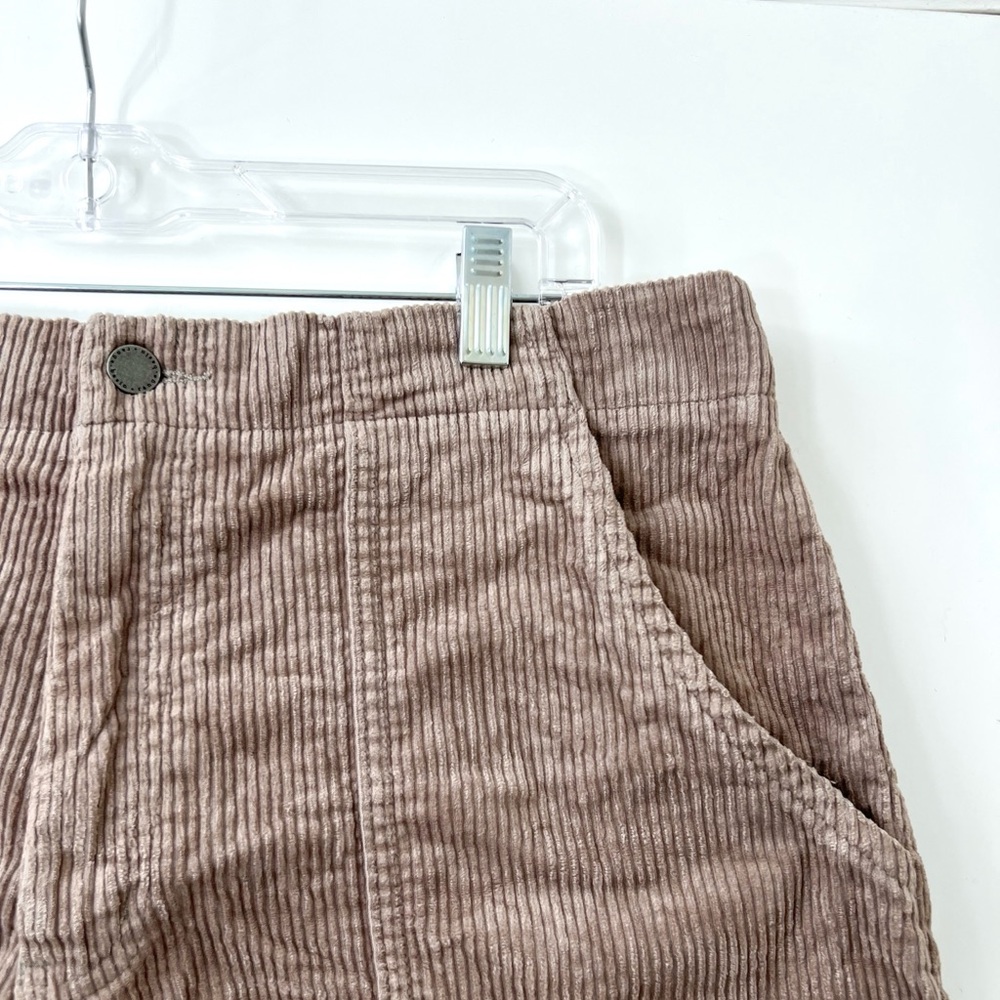 🤎 Basin + Range Brown Corduroy Shorts - RUNS LARGE